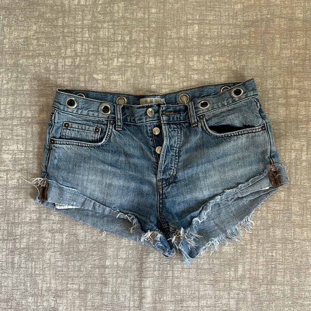 Size 28 free people Jean shorts